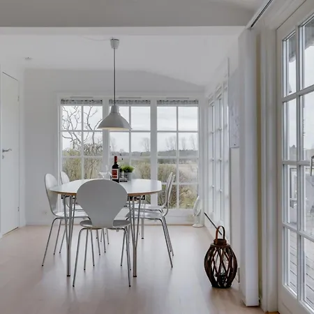 Ylermi - 1-5km From The Sea By Interhome Dronningmølle