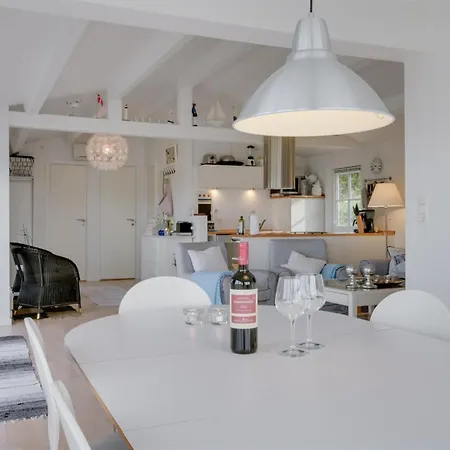Ylermi - 1-5km From The Sea By Interhome Dronningmølle
