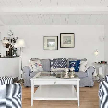 Ylermi - 1-5km From The Sea By Interhome Dronningmølle