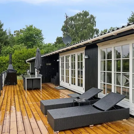 Ylermi - 1-5km From The Sea By Interhome Feriehus